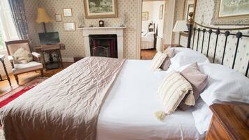 Family Room, Garden View | Egyptian cotton sheets, hypo-allergenic bedding, blackout curtains