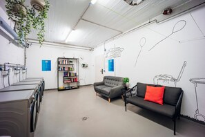 Uklassifisert bilde, 2 av 57, knapp