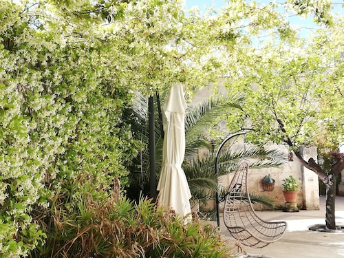 Agorà Suites & Apartments