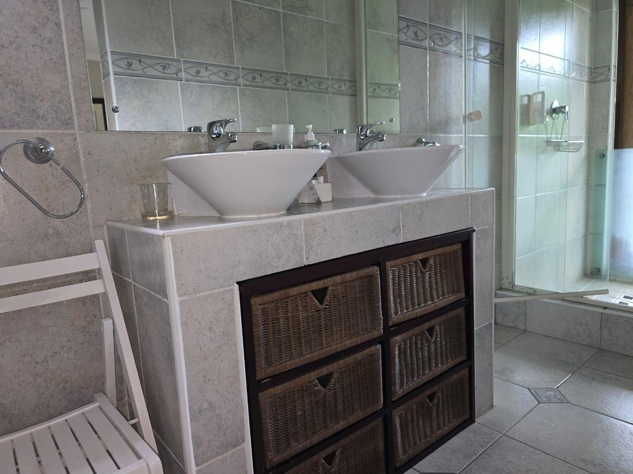 Double or Twin Room (Room 2) | Bathroom