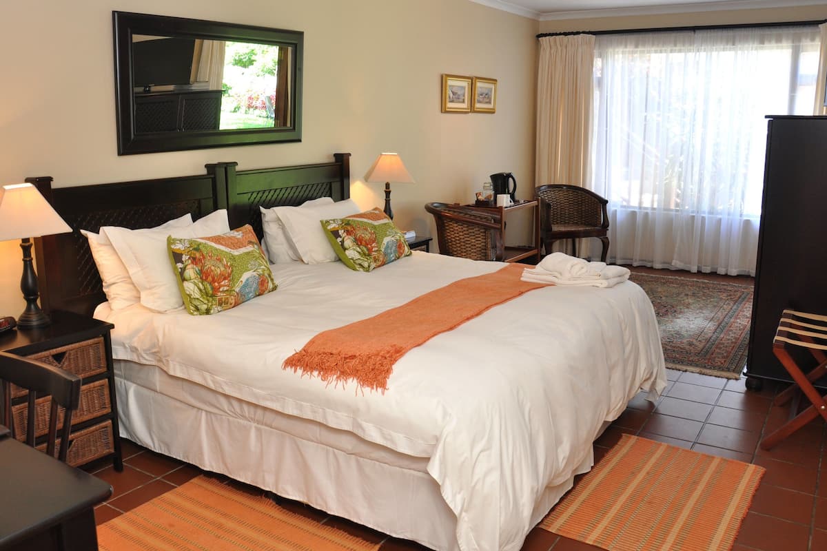 Double or Twin Room (Room 3) | In-room safe, desk, iron/ironing board, free WiFi
