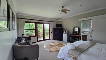 In-room safe, desk, iron/ironing board, free WiFi