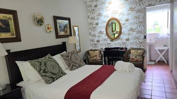 Double Room (Room 8) | In-room safe, desk, iron/ironing board, free WiFi