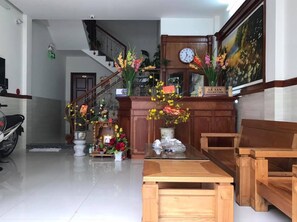 Reception - An Binh Tai Hotel (Da Nang)