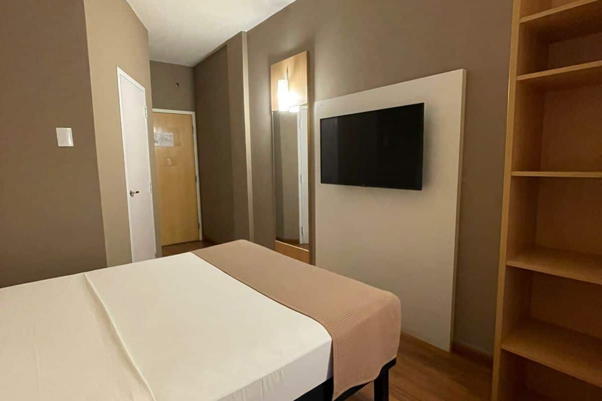 superior double room | minibar, in-room safe, individually decorated, individually furnished