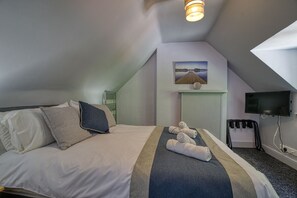 أغطية فراش متميزة ومكواة/لوح كي وواي فاي مجانًا وملاءات أسرّة