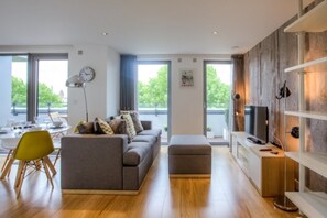 Apartment, 1 Bedroom | Living room