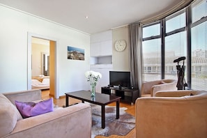 Apartment, 1 Bedroom | Living room