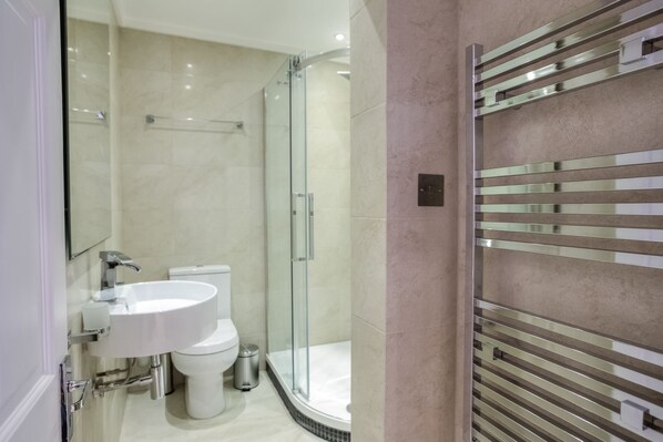 Apartment, 1 Schlafzimmer | Badezimmer