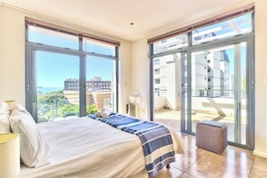 Apartment, 2 Bedrooms | Iron/ironing board, free WiFi - Atlantic Views 5 (Cape Town)