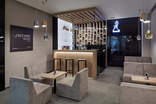 Bar (in der Unterkunft)