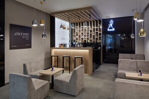 Bar (in der Unterkunft)