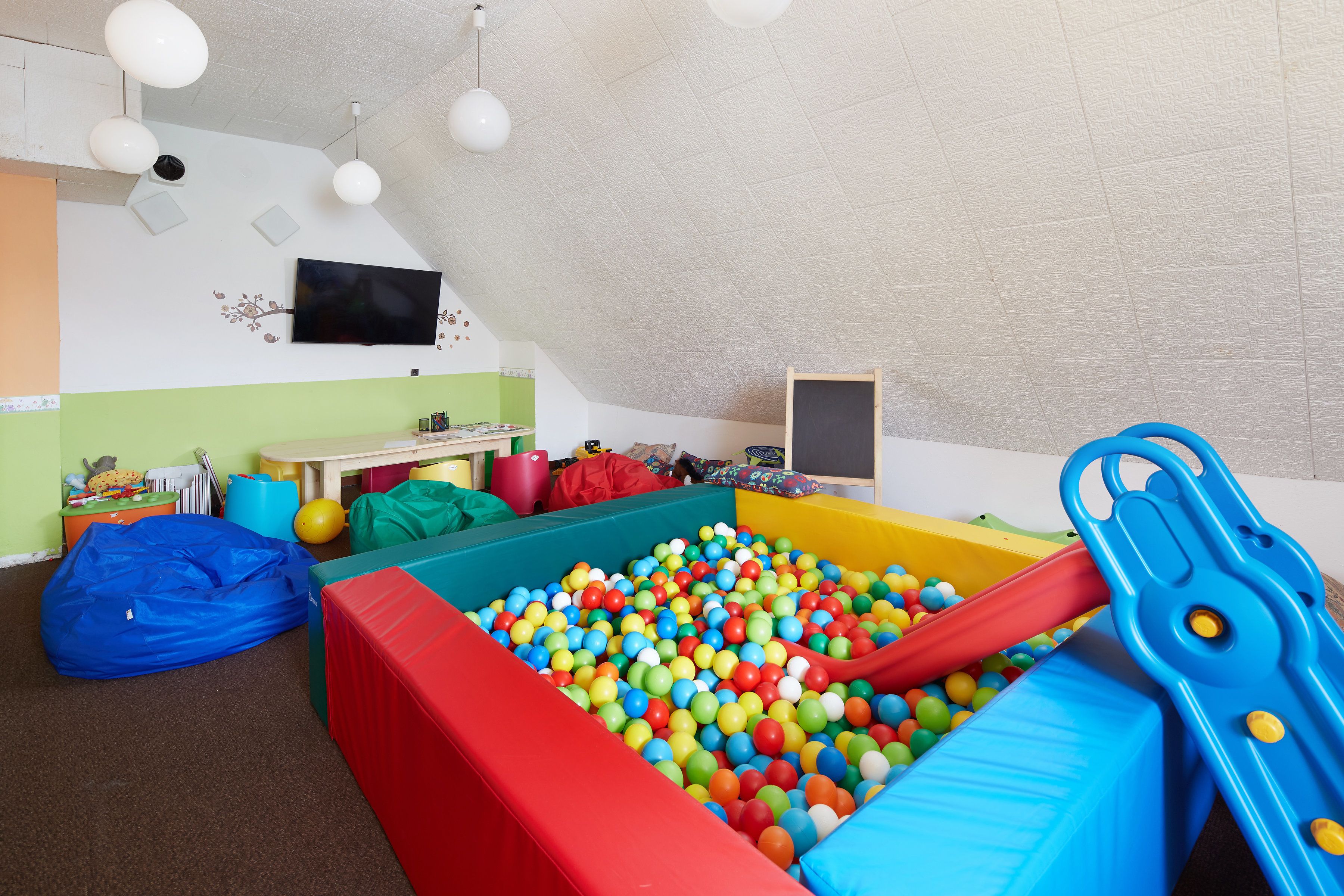 Children's play area - indoor