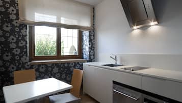 Apartment, Ensuite, City View | Miscellaneous