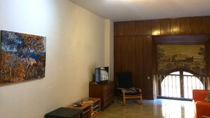 Ảnh chưa phân loại, 3 trong số 10 ảnh, nút