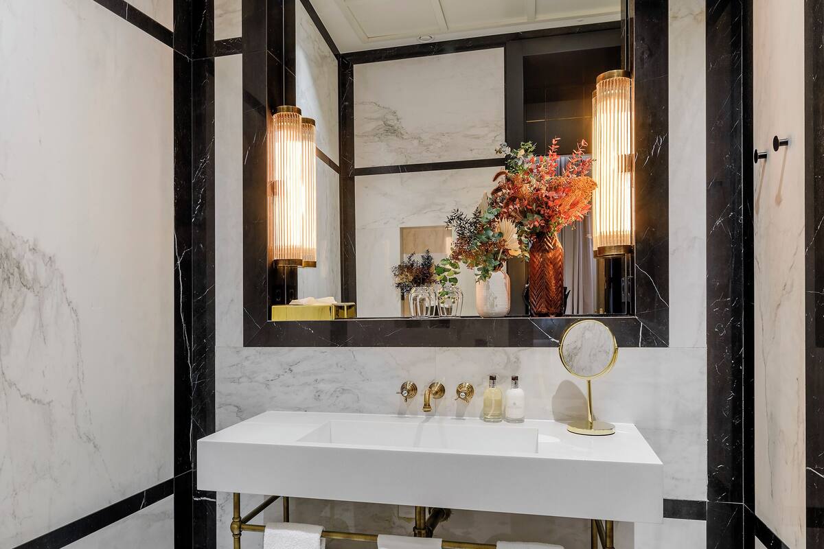 superior suite, 2 bedrooms, 2 bathrooms | bathroom | shower, rainfall showerhead, eco-friendly toiletries, hair dryer