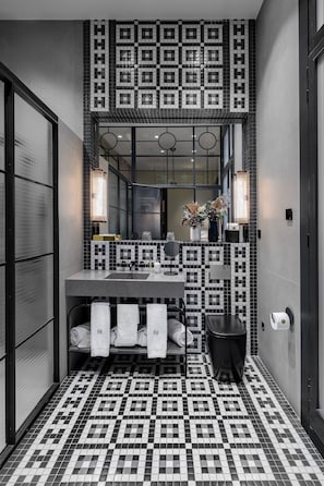 Superior Suite, 2 Bedrooms, 2 Bathrooms | Bathroom | Shower, rainfall showerhead, eco-friendly toiletries, hair dryer