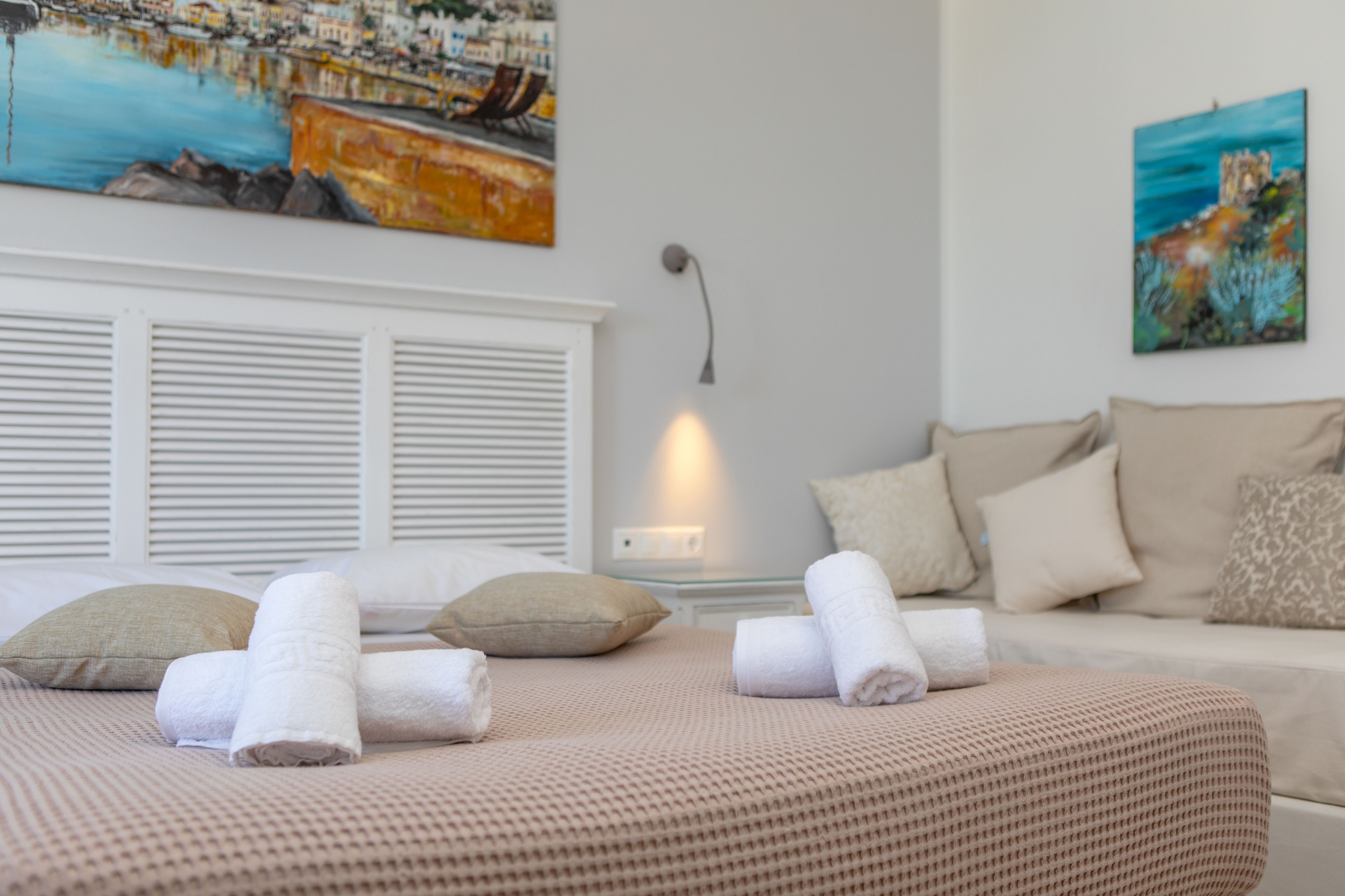 Comfort Studio, Sea View | In-room safe, soundproofing, iron/ironing board, free cribs/infant beds