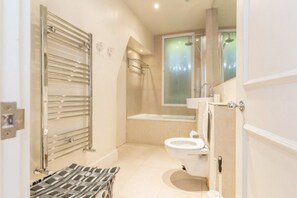 Apartment, 1 Bedroom | Bathroom - Eson2 - The Dawson Place in Notting Hill (London)