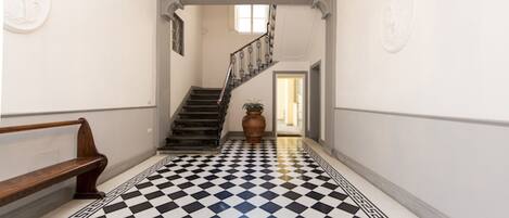 Entrée de l’hébergement