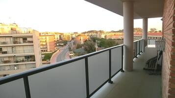 Family Apartment, 1 Bedroom | Balcony