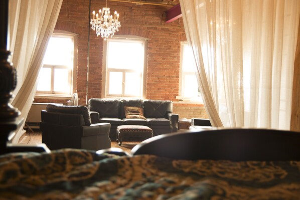 Classic Loft, 1 Bedroom, River View