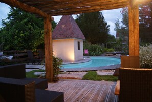 Seasonal outdoor pool - Gite De Pierre et de Lumière (Jouhe)