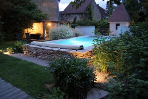 Piscine extérieure (ouverte en saison)