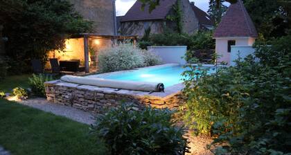 Gite De Pierre et de Lumière