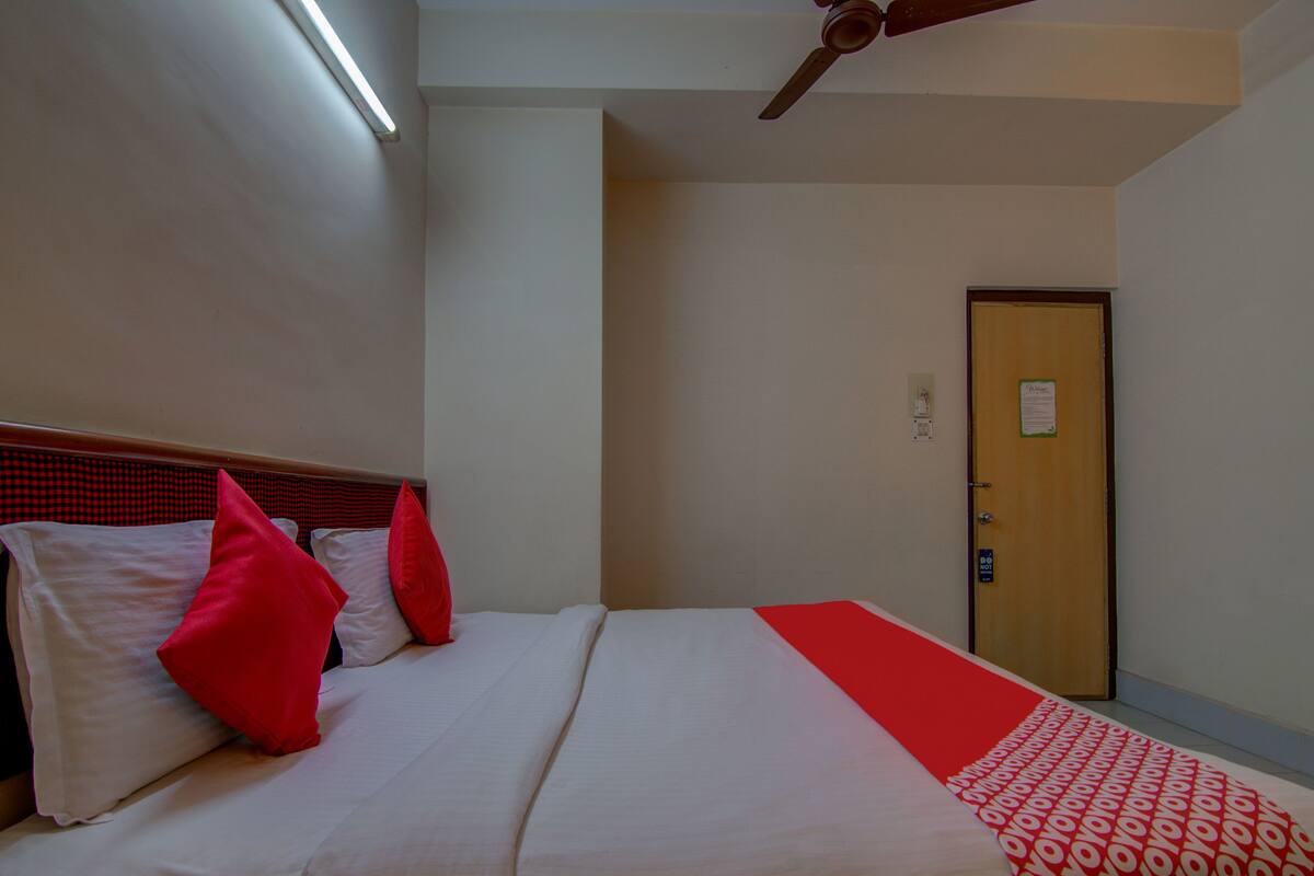 Habitación doble, 1 cama Queen size | Wifi gratis