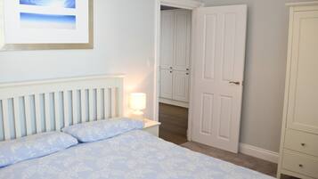 Apartment, Private Bathroom (One Bedroom)