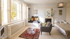 Appartement, 1 chambre | Coin séjour