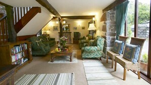 Luxury Cottage, 4 Bedrooms, Accessible, Mountain View | Living area | Flat-screen TV, fireplace - Scafell Cottage (Holmrook)
