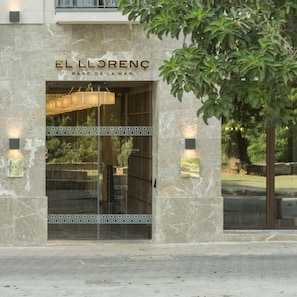 Façade de lâhĂ©bergement