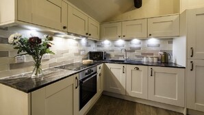 Rumah Mewah, 1 kamar tidur, akses difabel, pemandangan gunung | Dapur pribadi