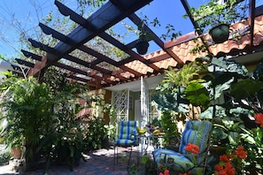 Terrace/patio - Centrally Located Guest Apartments III (Kingston)