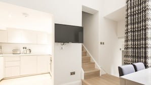 Apartment, 2 Bedrooms, 2 Bathrooms | Living area | TV - Eson2 - The Saint Stephen's Gardens Mansion VII (London)
