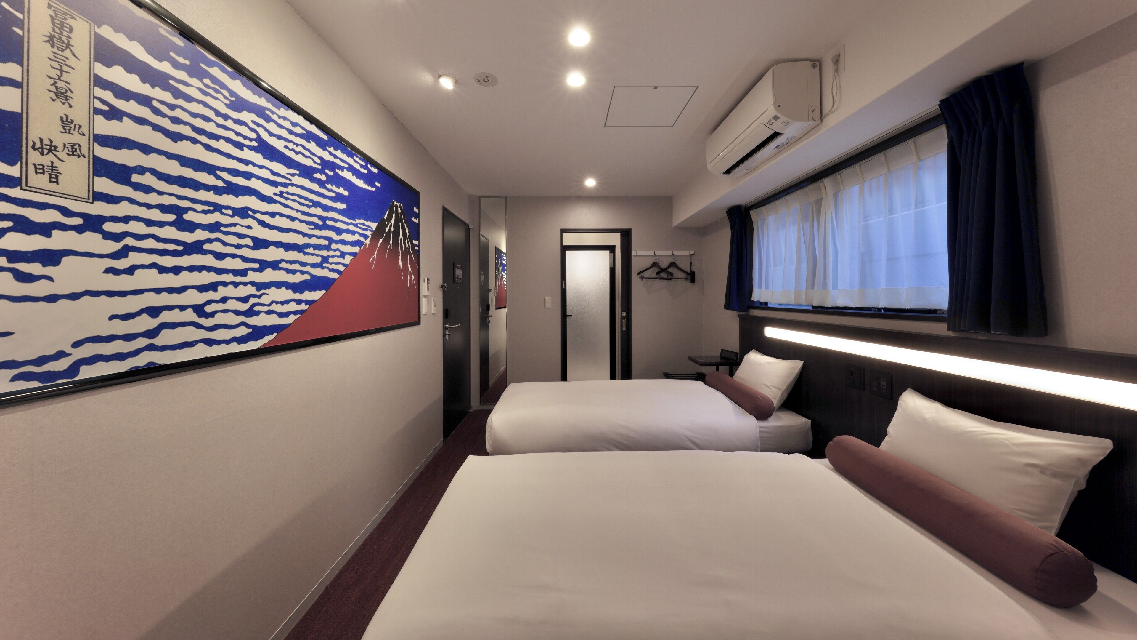 1 bedroom, down duvets, individually decorated, blackout curtains