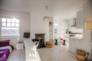 Appartement, 1 chambre | 1 chambre, fer et planche à repasser, accès au Wi-Fi (inclus)