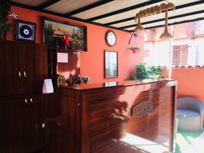 Reception - Cundahan Otel (Ayvalik)