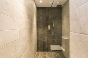 Apartment, 1 Bedroom | Bathroom - Eson 2 - The Westbourne Terrace Cocoon (London)