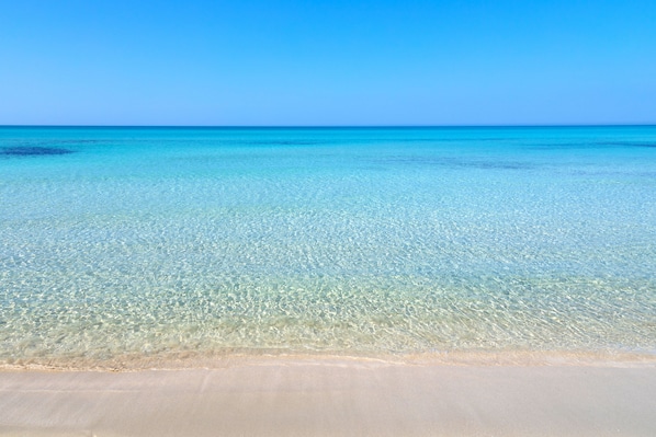 Seasonal outdoor pool, free cabanas, pool umbrellas - Vivosa Apulia Resort - All Inclusive (Ugento)