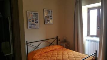 Schallisolierte Zimmer, kostenloses WLAN, Bettwäsche, Rollstuhlgeeignet