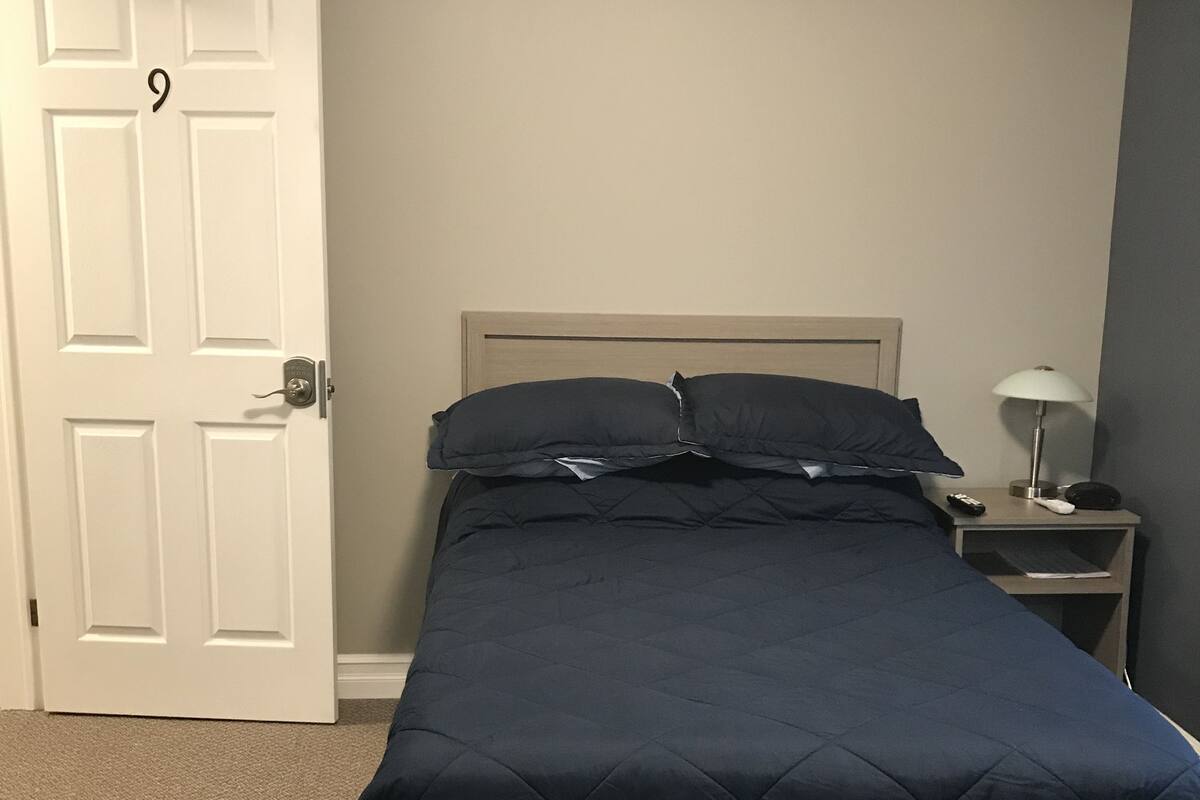 Minibar, chambres insonorisées, fer et planche à repasser, Wi-Fi gratuit