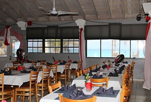 Breakfast, lunch, dinner served; local and international cuisine - Exuma Palms (Farmer's Hill)