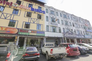 Front of property - SPOT ON 89751 Bed Station Guest House - Hostel (Tanah Rata)
