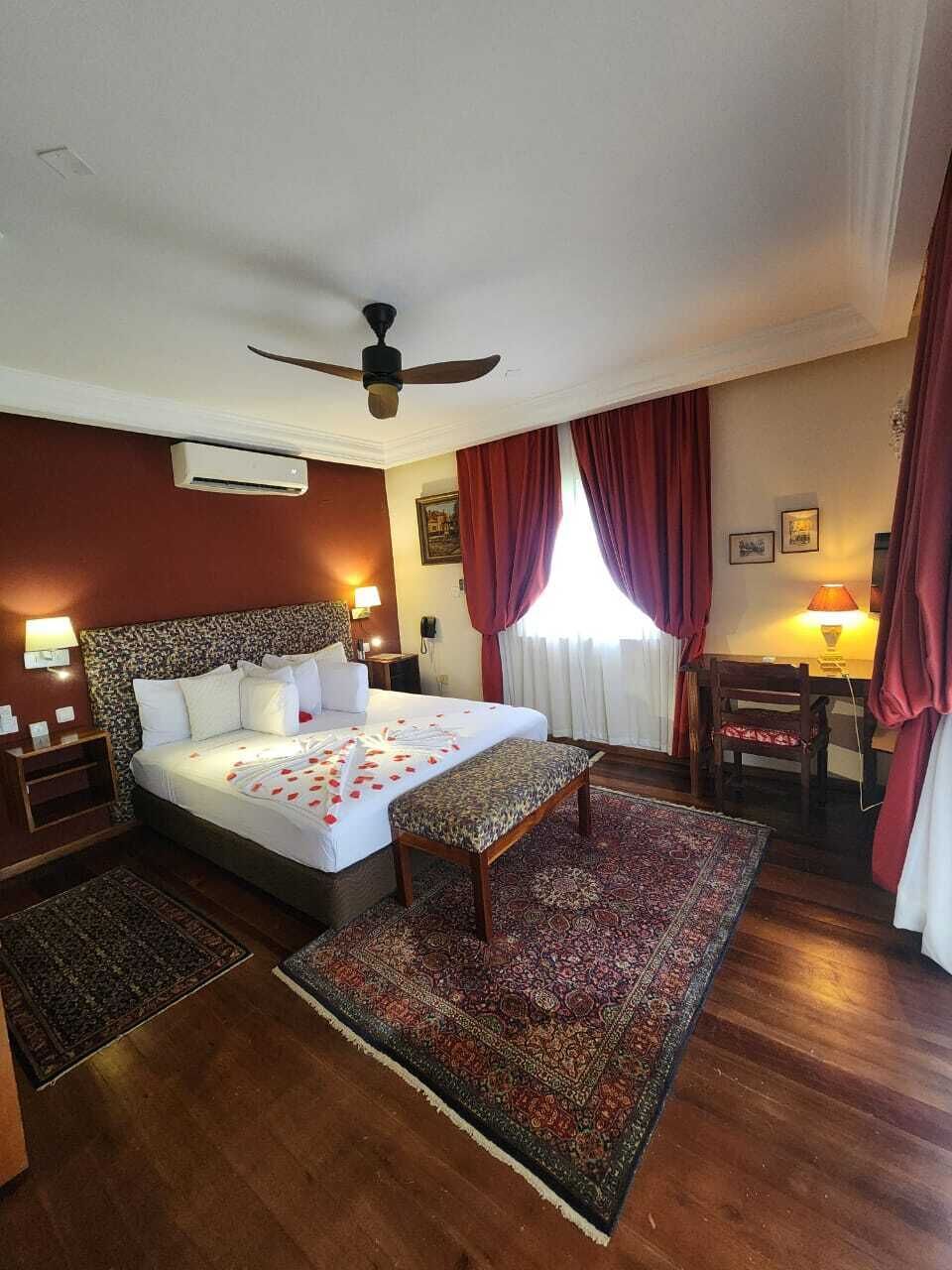 Superior Double Room, 1 Double Bed, Pool Access, Ocean View | Minibar, in-room safe, desk, laptop workspace