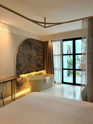 Baignoire relaxante profonde