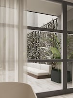 Prestige with Private Garden - Vertical Garden Area | Υποαλλεργικά κλινοσκεπάσματα, πουπουλένια παπλώματα, μίνι μπαρ 