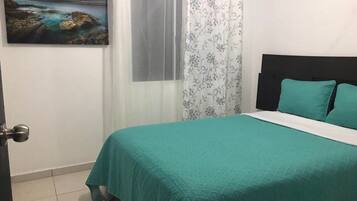 Căn hộ Deluxe, quang cảnh vịnh | 1 phòng ngủ, bàn ủi/dụng cụ ủi quần áo